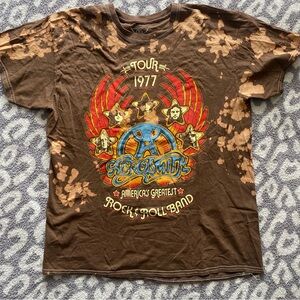 Licensed Aerosmith graphic band tee “americas greatest rock & roll band”
